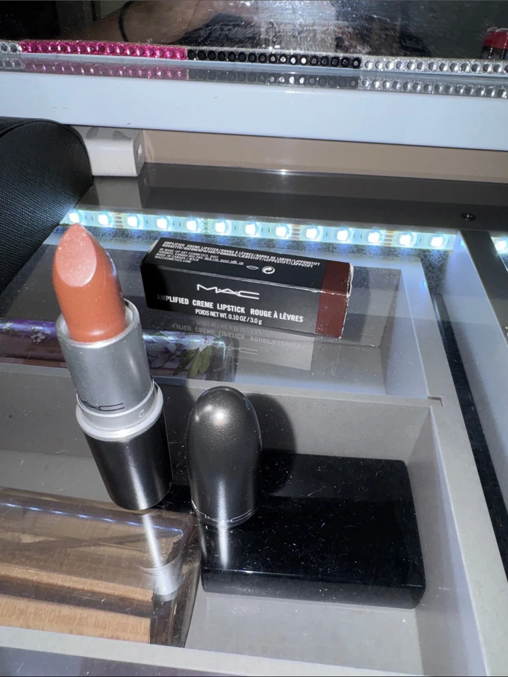 MAC Cosmetics Amplified Creme Lipstick — Move your Body